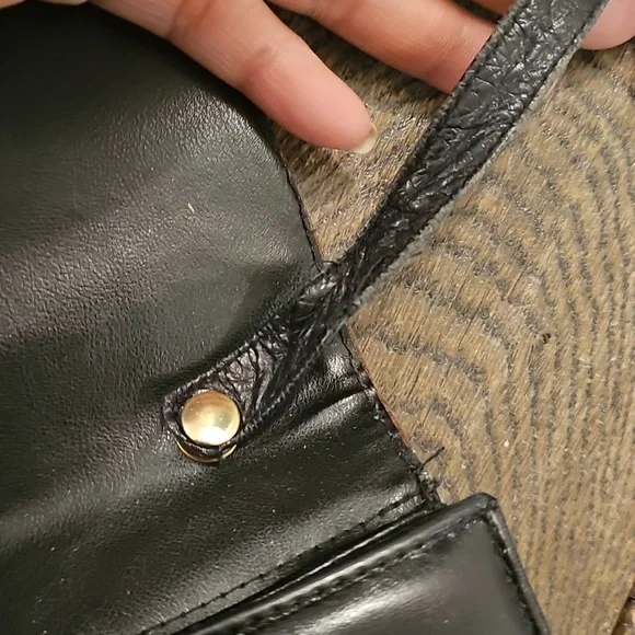 Leather Vintage Purse - Picture 5 of 9